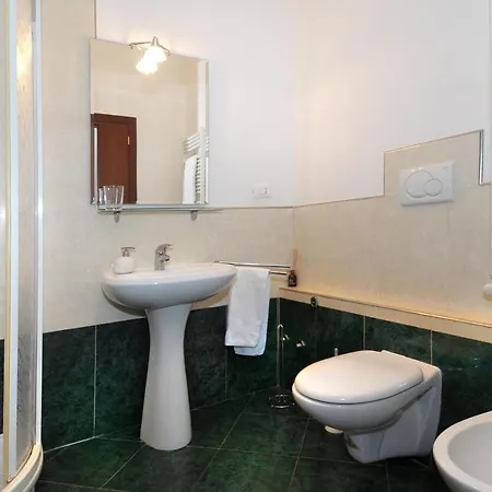 Smeraldo Grand Canal 1566c *